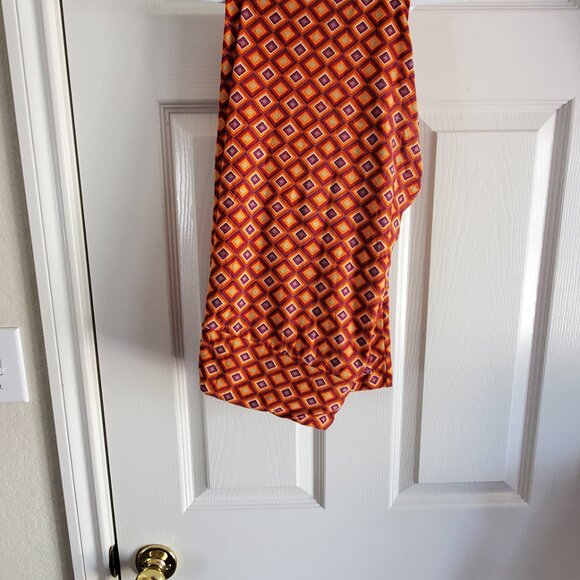 TC LuLaRoe Leggings, perfect for Easter/Spring - Picture 4 of 7